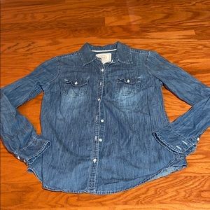 4/$10🎉 Jean botton down